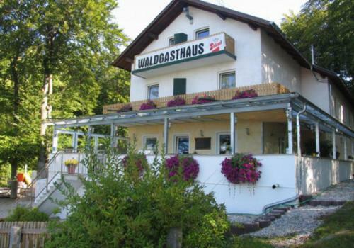 Hôtel Waldgasthaus à Hochburg-Ach Extérieur photo